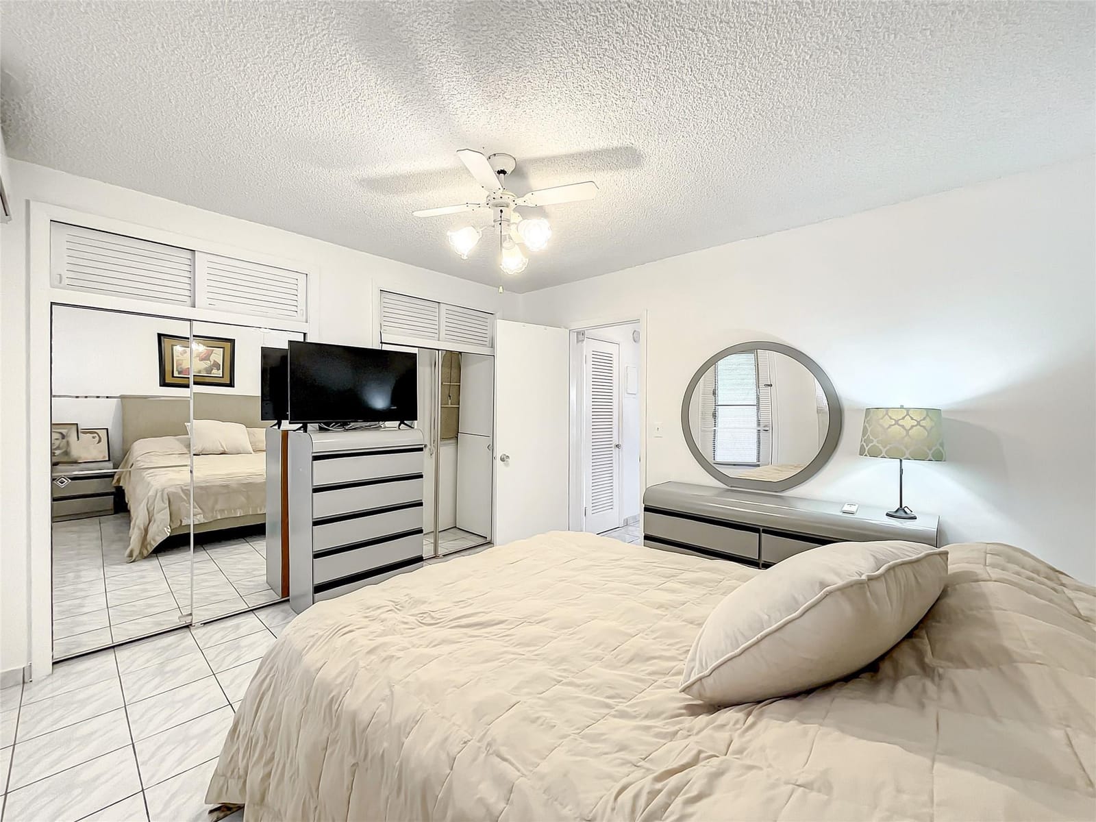 815 SW 10th Terrace 18V, Hallandale Beach, FL 33009 photo 11
