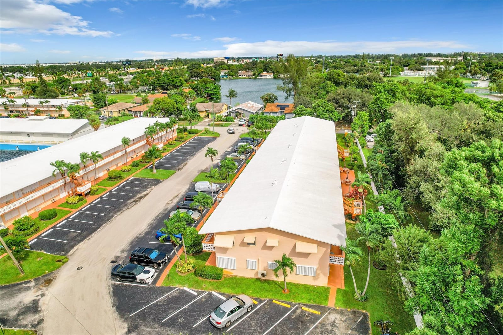 815 SW 10th Terrace 18V, Hallandale Beach, FL 33009 photo 17