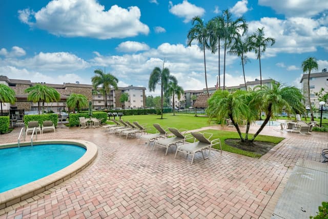 8141 SW 24th Court 108, Arrowhead, Davie, FL
