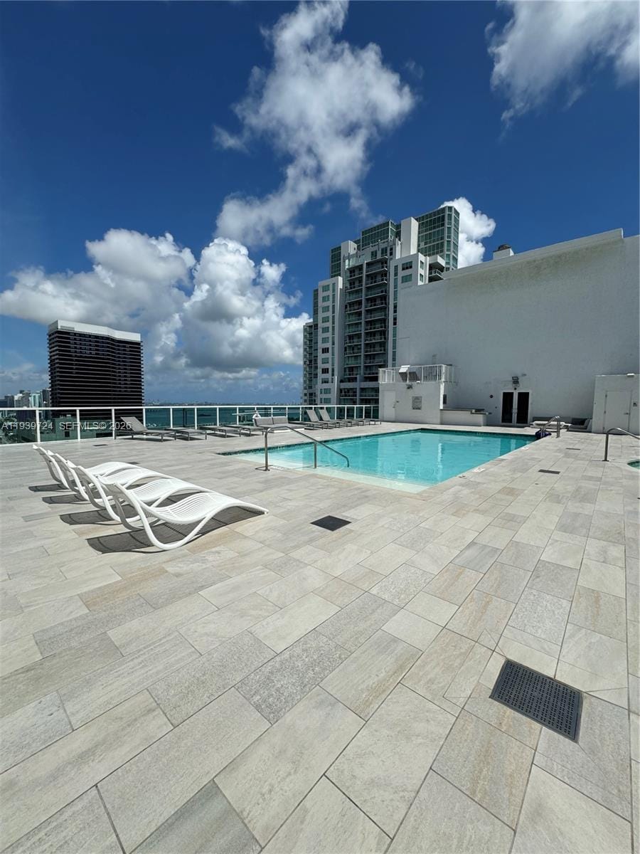 133 NE 2nd Avenue 3307, Miami, FL 33132 photo 2