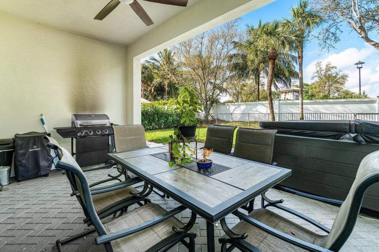 2928 Gin Berry Way, West Palm Beach, FL 33401 photo 22