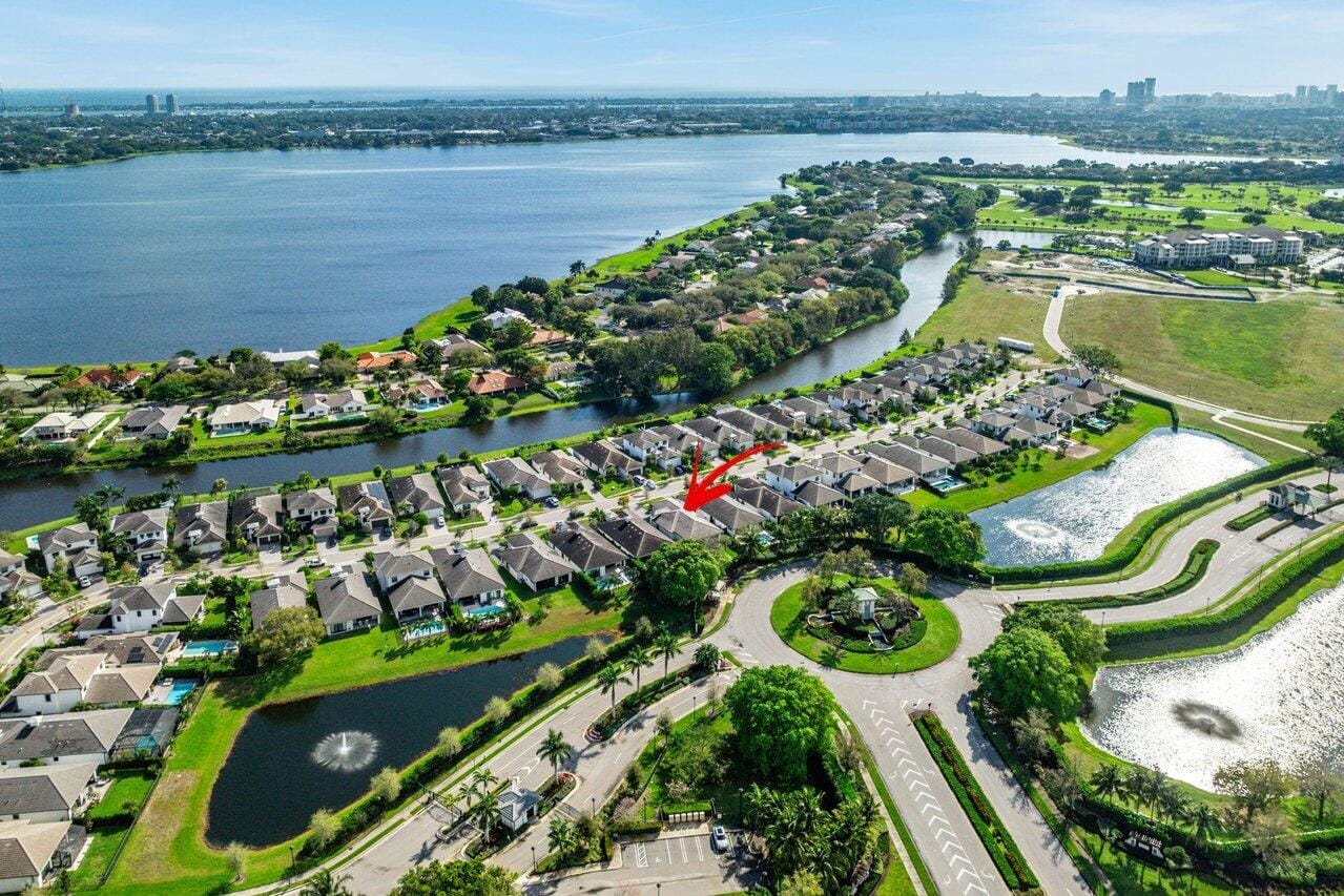 2928 Gin Berry Way, West Palm Beach, FL 33401 photo 30