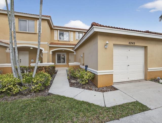 6245 Eaton Street, sold in Renaissance Sec 8, West Palm Beach, FL