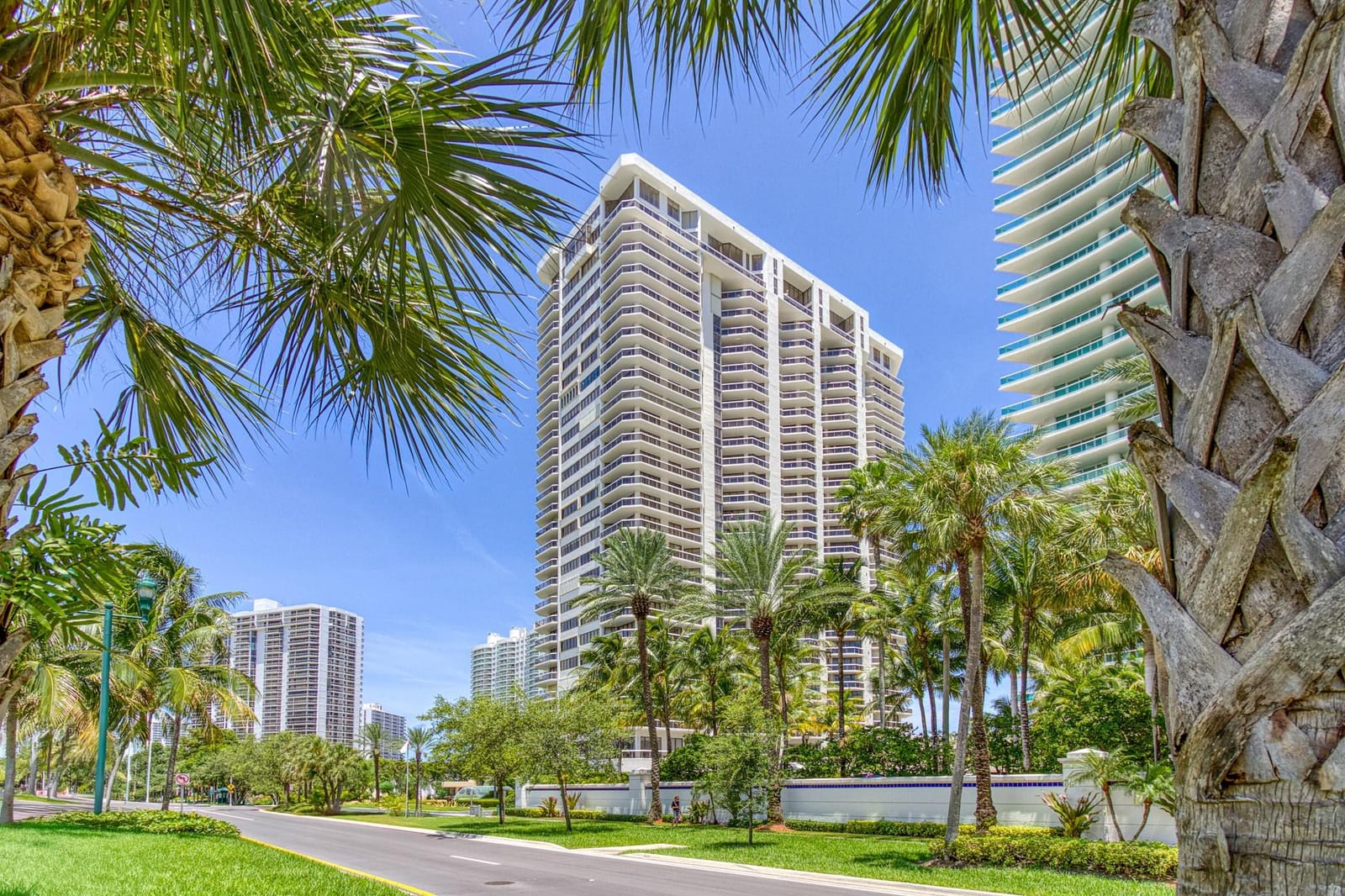 20185 E Country Club Drive 1709, Aventura, FL 33180 photo 30