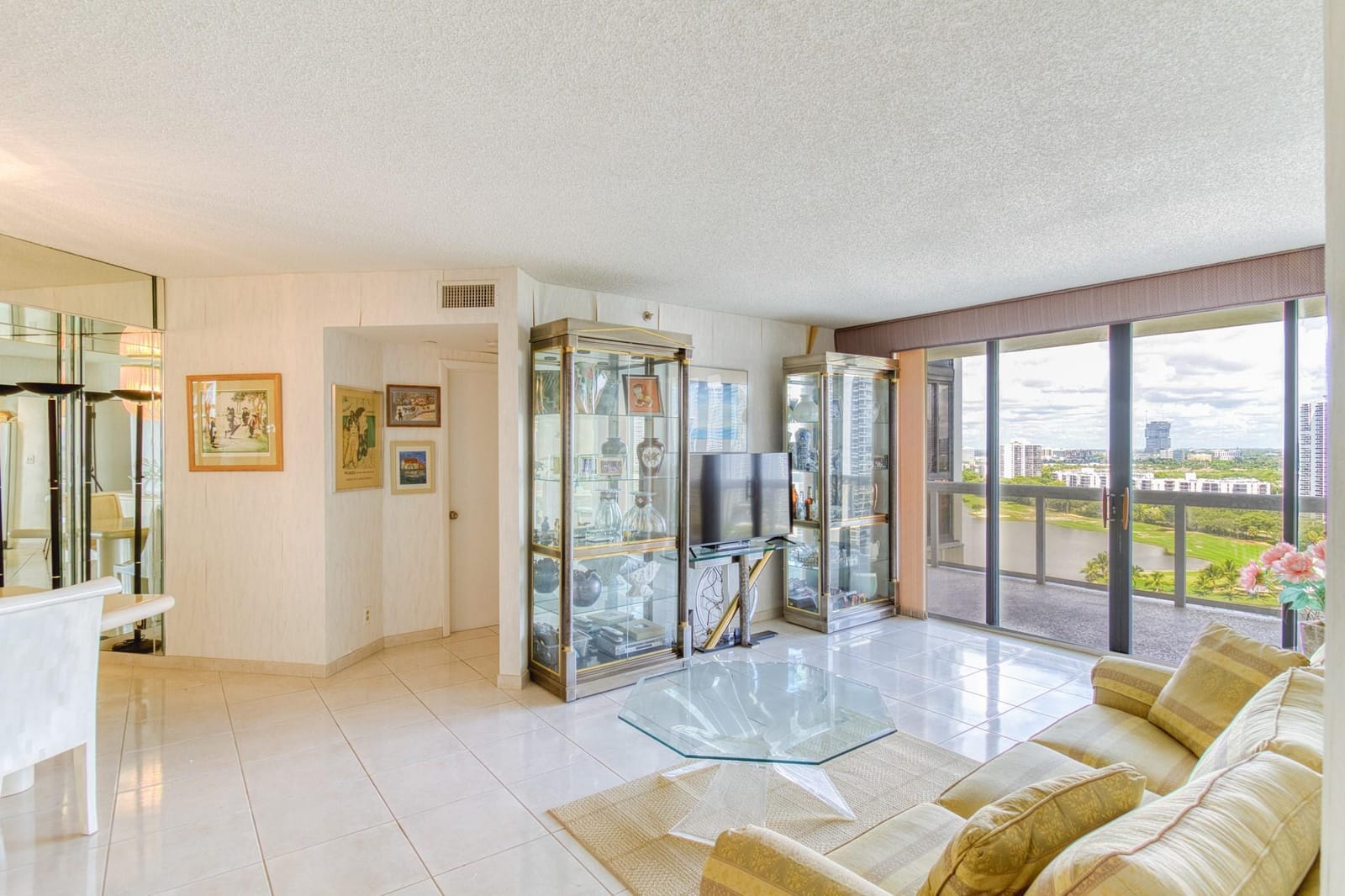 20185 E Country Club Drive 1709 — photo 10