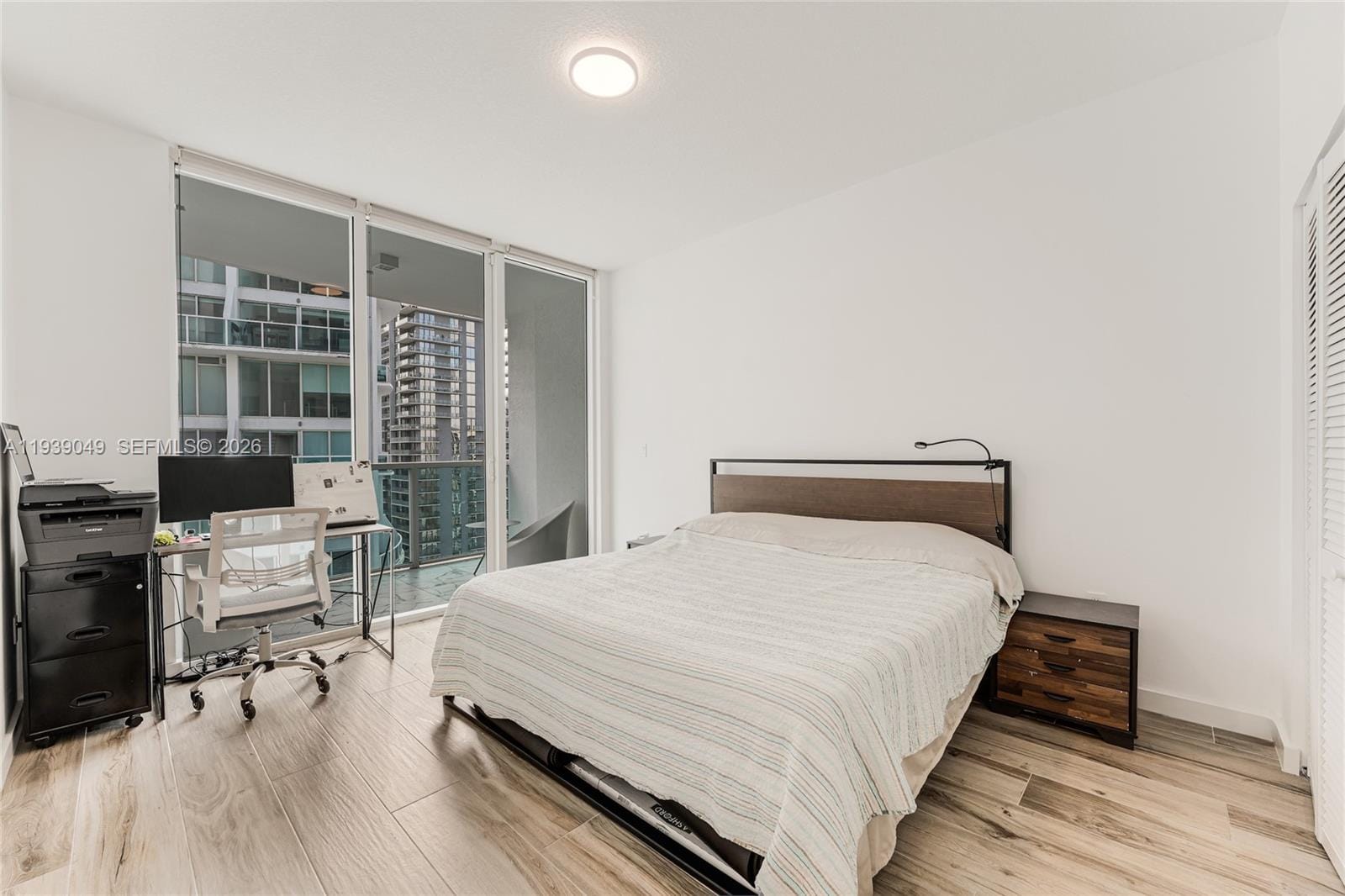 31 SE 5th Street 3918, Miami, FL 33131 photo 18