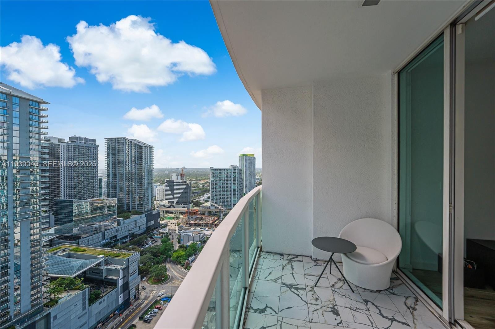 31 SE 5th Street 3918, Miami, FL 33131 photo 19