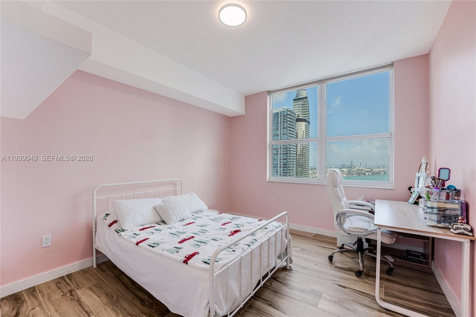 31 SE 5th Street 3918 — photo 8