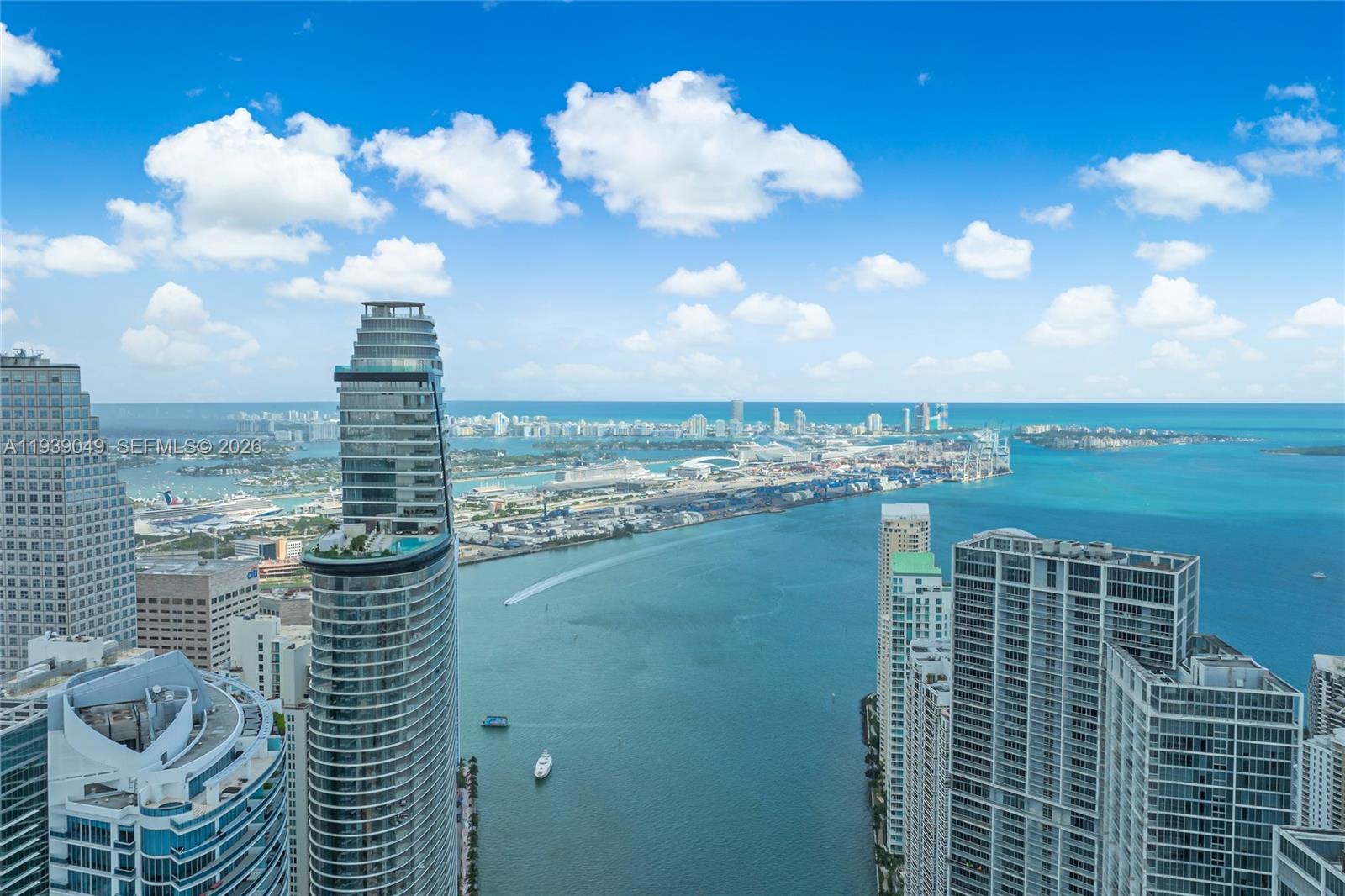 31 SE 5th Street 3918, Miami, FL 33131, Miami