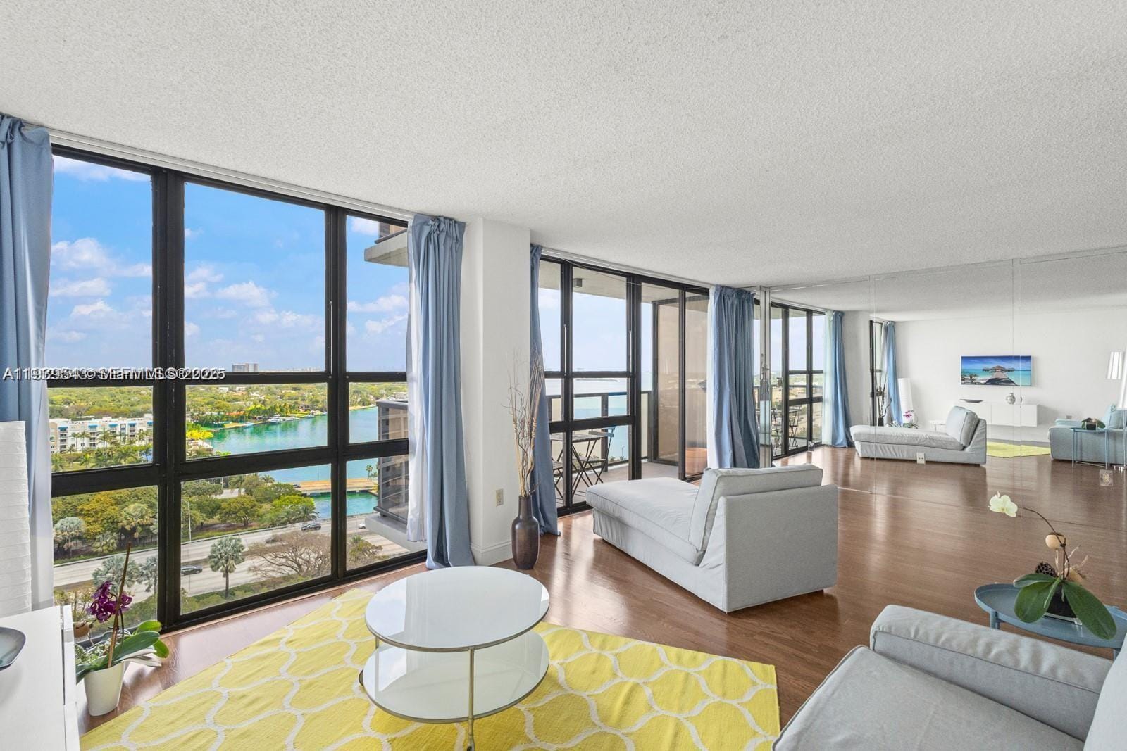 600 NE 36th Street 1810, Miami, FL 33137 photo 2