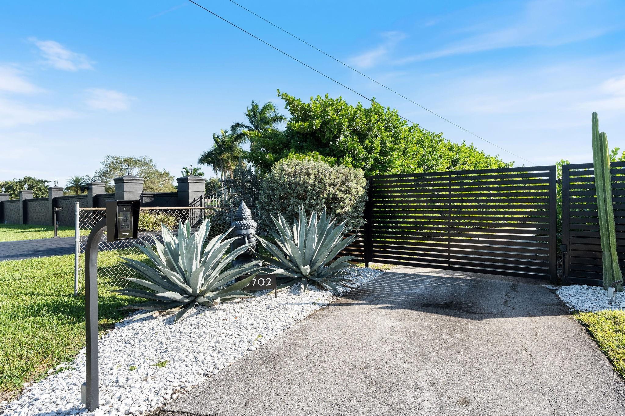 5702 SW 136 Avenue, Southwest Ranches, FL 33330, Southwest Ranches