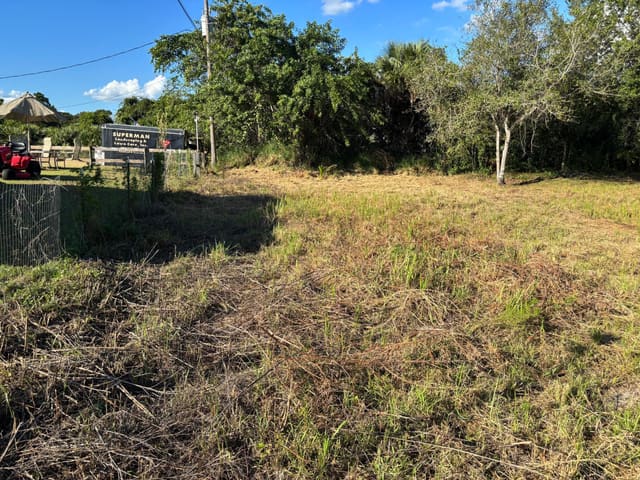 2897 NW 32nd Avenue, Okeechobee, FL 34972