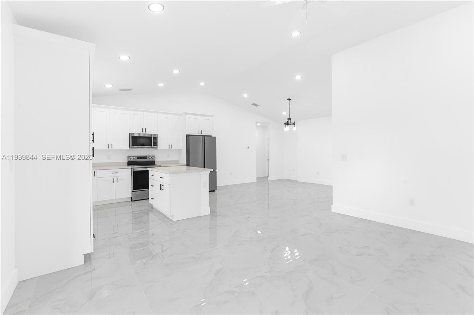 3117 W 64th W — photo 7