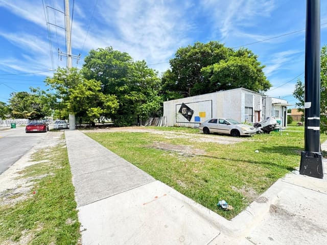 6617 NW 18th Avenue, Miami, FL 33147