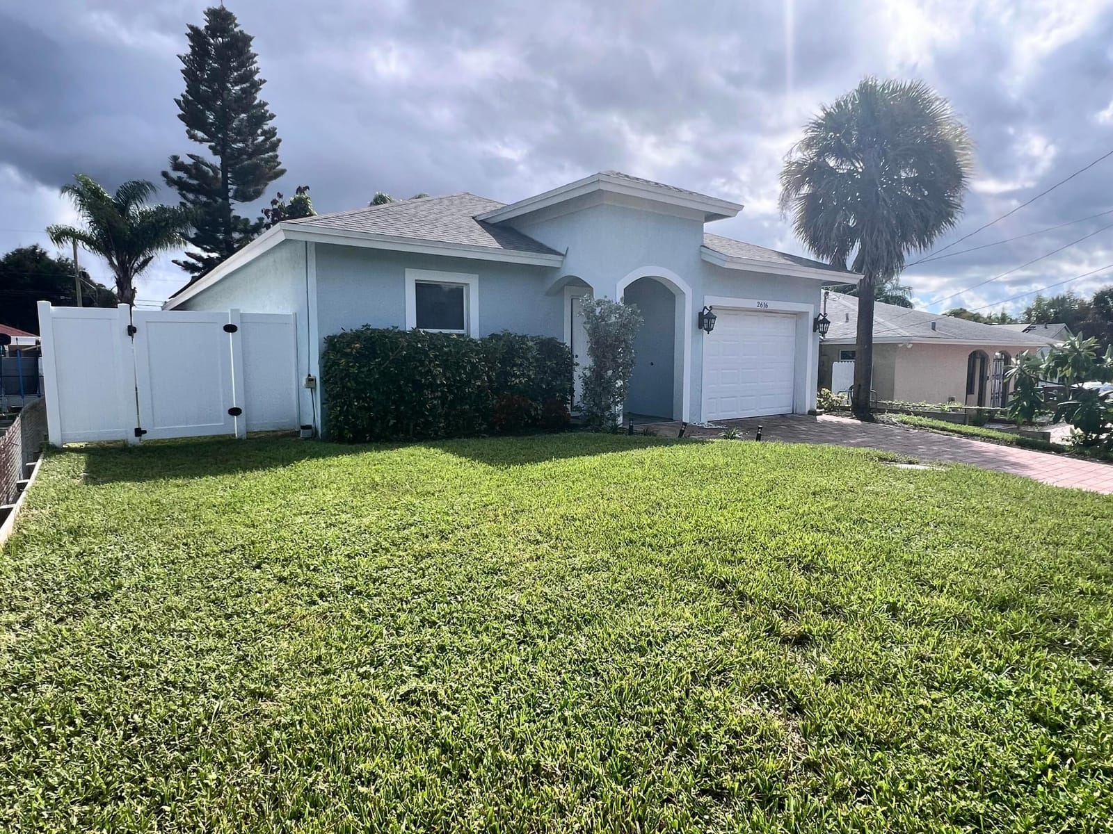 2616 Florida Street — photo 2