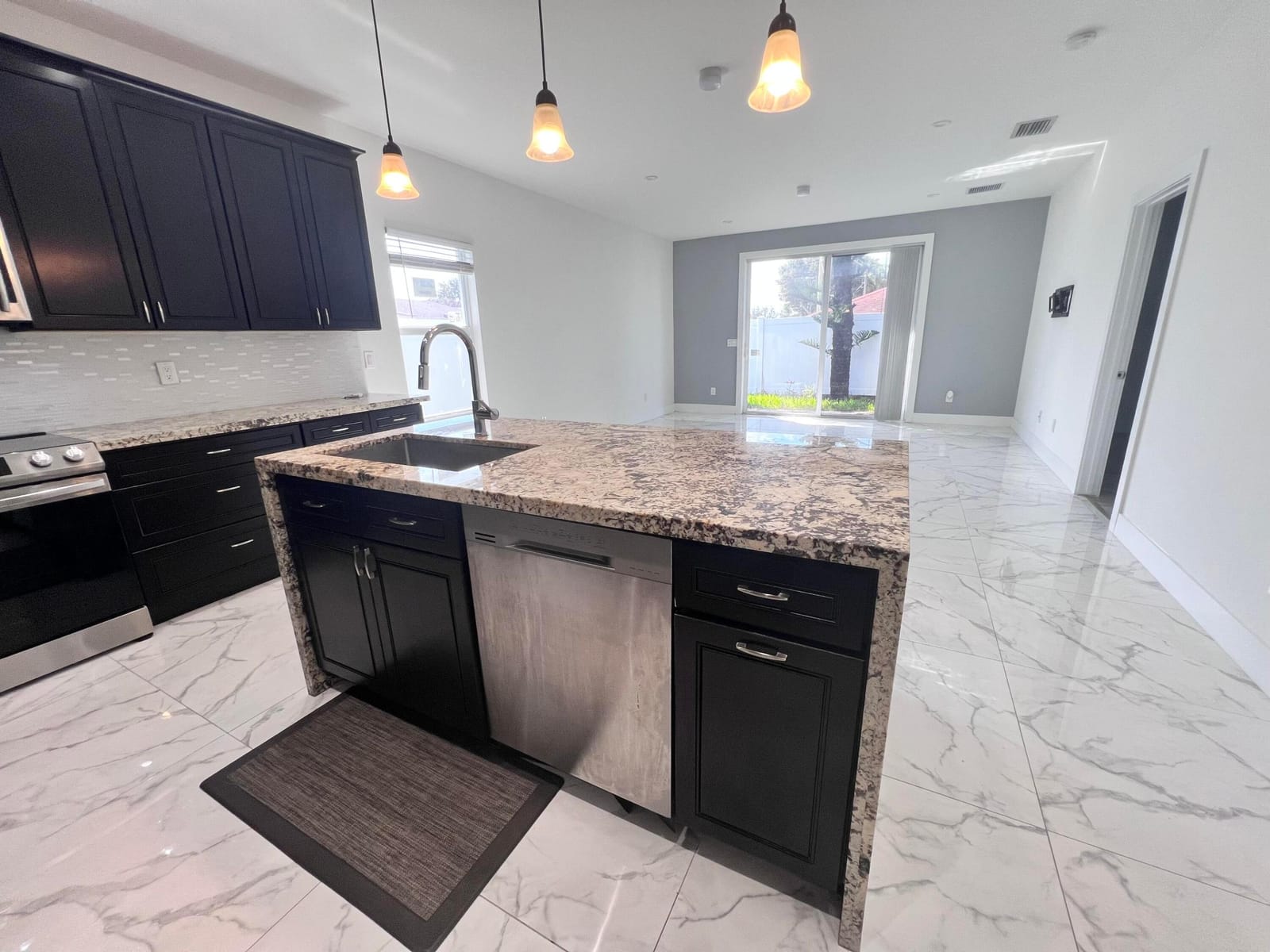 2616 Florida Street — photo 5