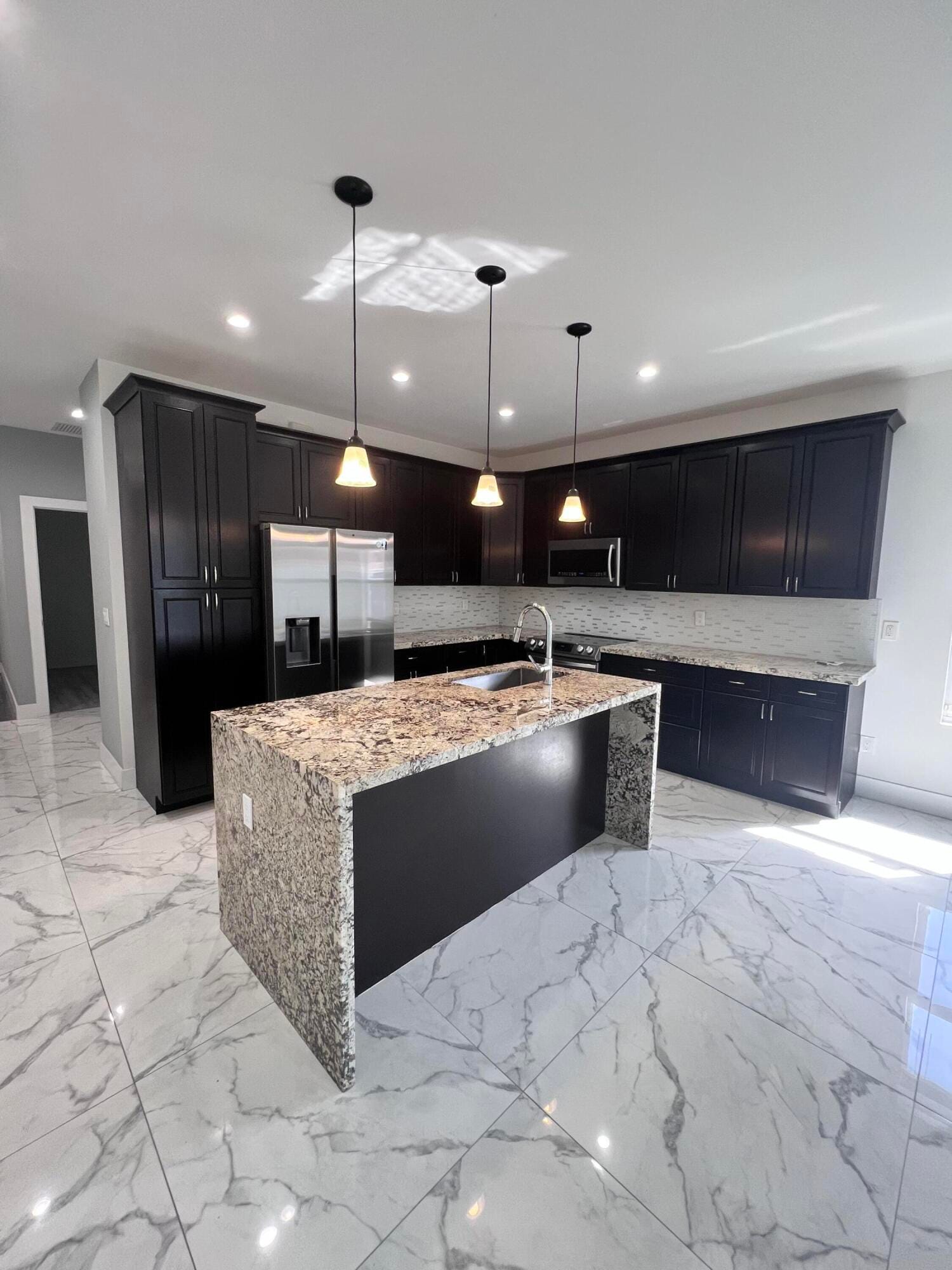 2616 Florida Street — photo 6