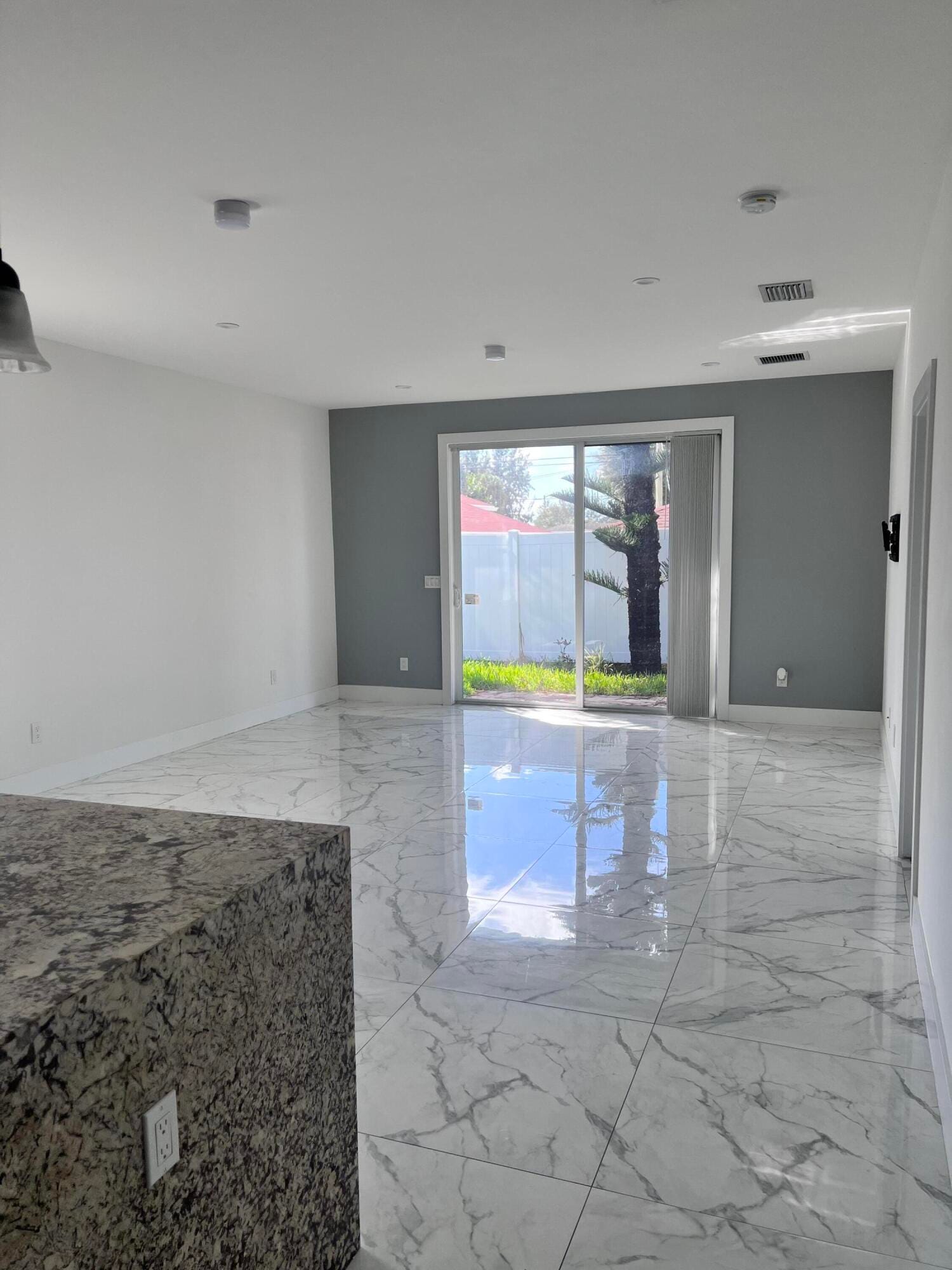 2616 Florida Street — photo 10