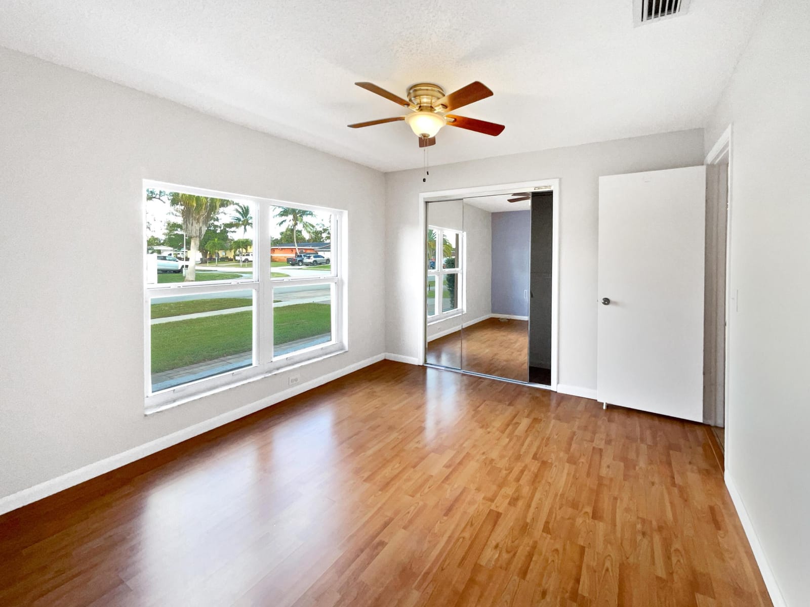 8900 NW 11th Street — photo 12