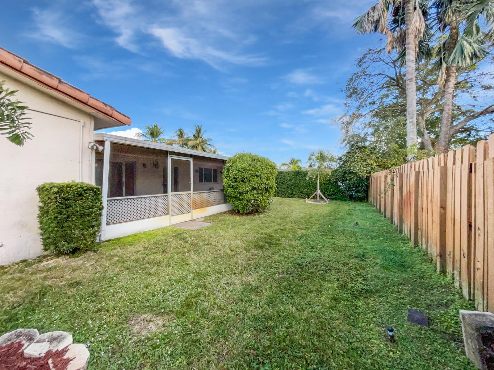 8900 NW 11th Street — photo 9