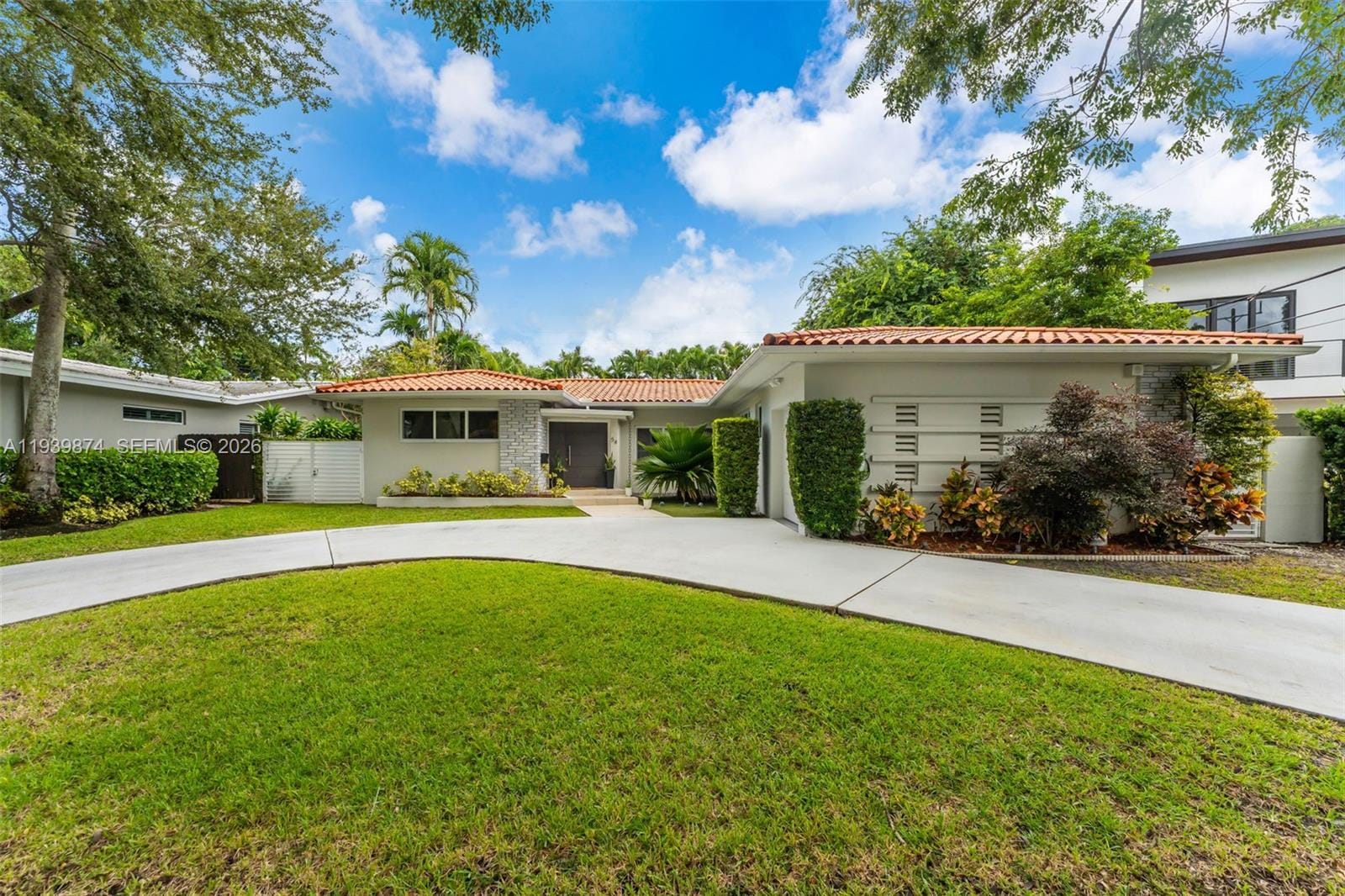 54 Bay Heights Drive, Miami, FL 33133 photo 1