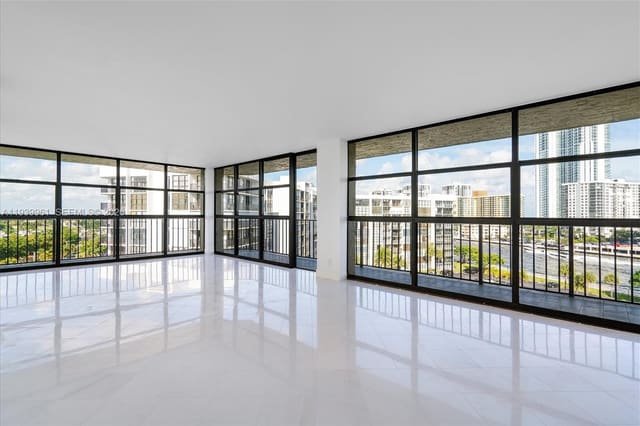 600 Parkview Drive 810, Hallandale Beach, FL 33009