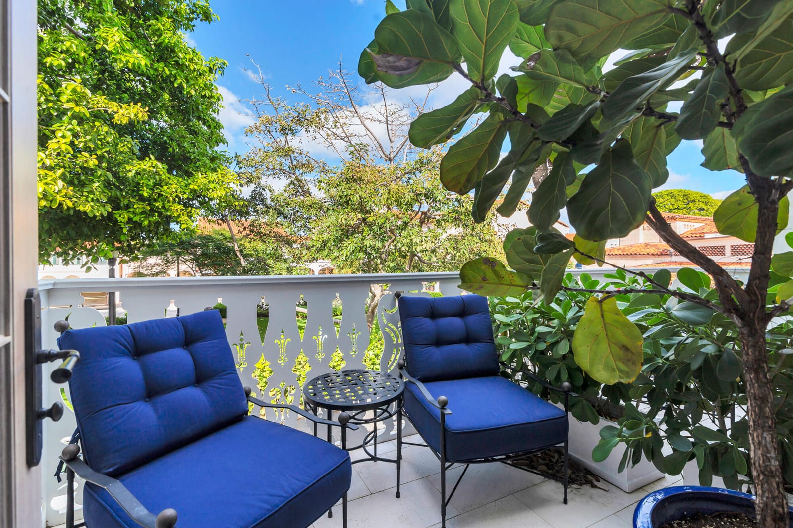 236 Phipps Plaza 201, Palm Beach, FL 33480 photo 16