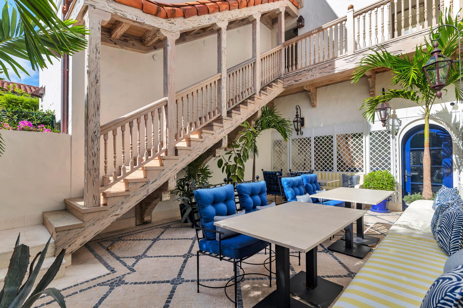236 Phipps Plaza 201, Palm Beach, FL 33480 photo 17