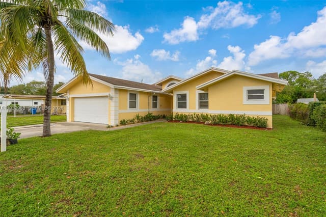 4501 SW 26th Street, sold in Hyde Park First Sec, West Park, FL