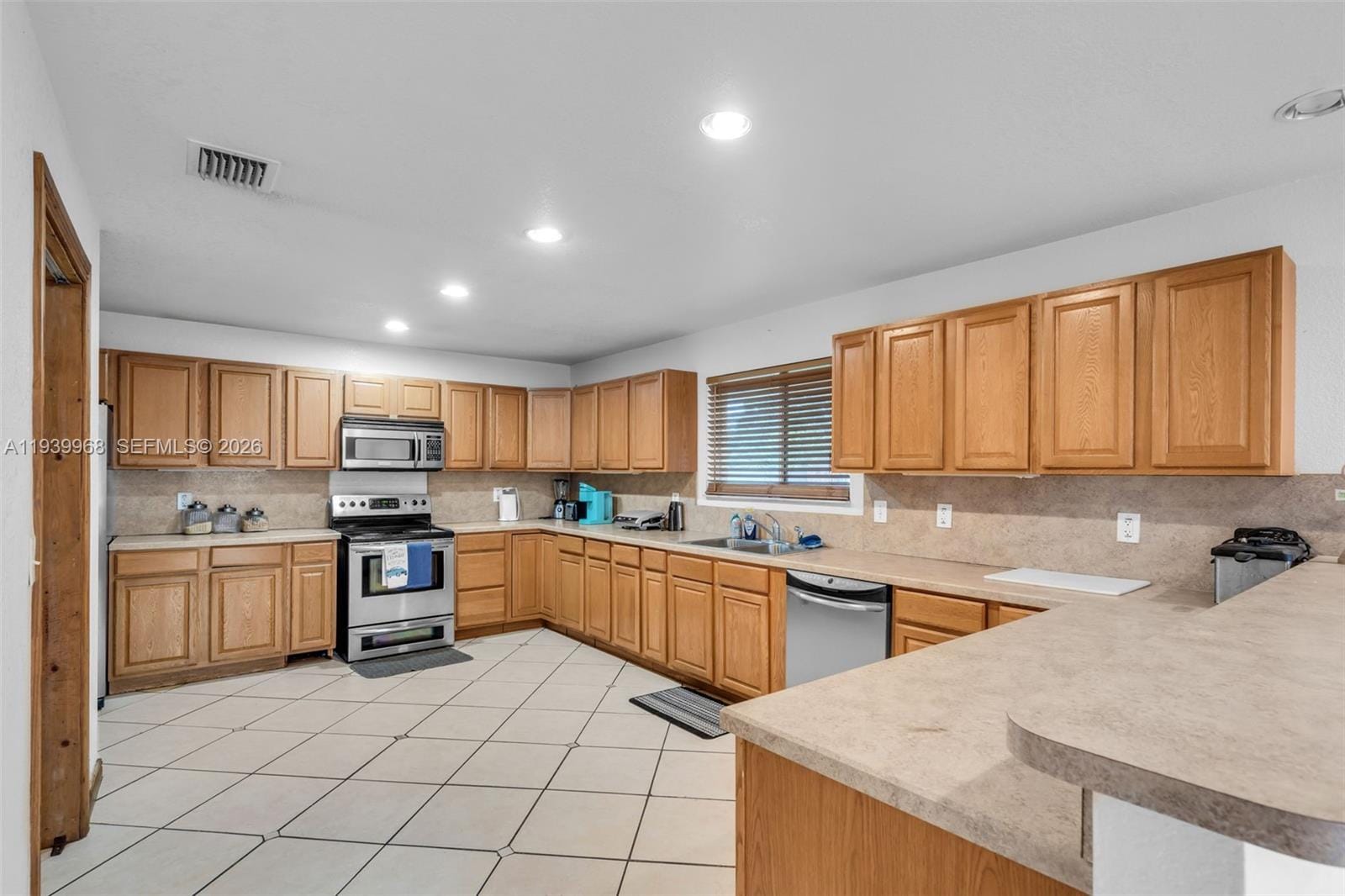 4501 SW 26th Street, West Park, FL 33023 photo 16