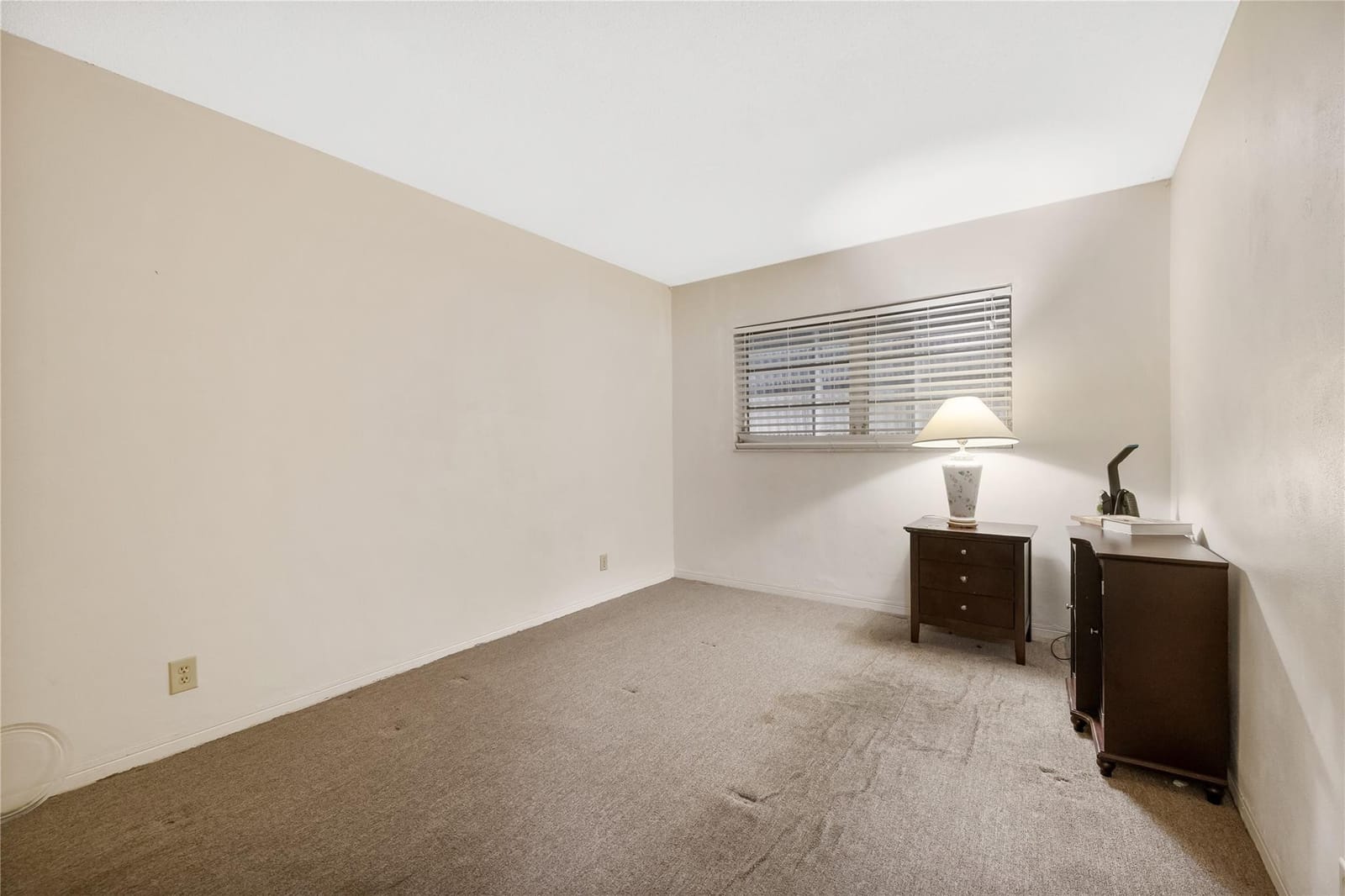 1711 NW 46th Avenue 114 — photo 10