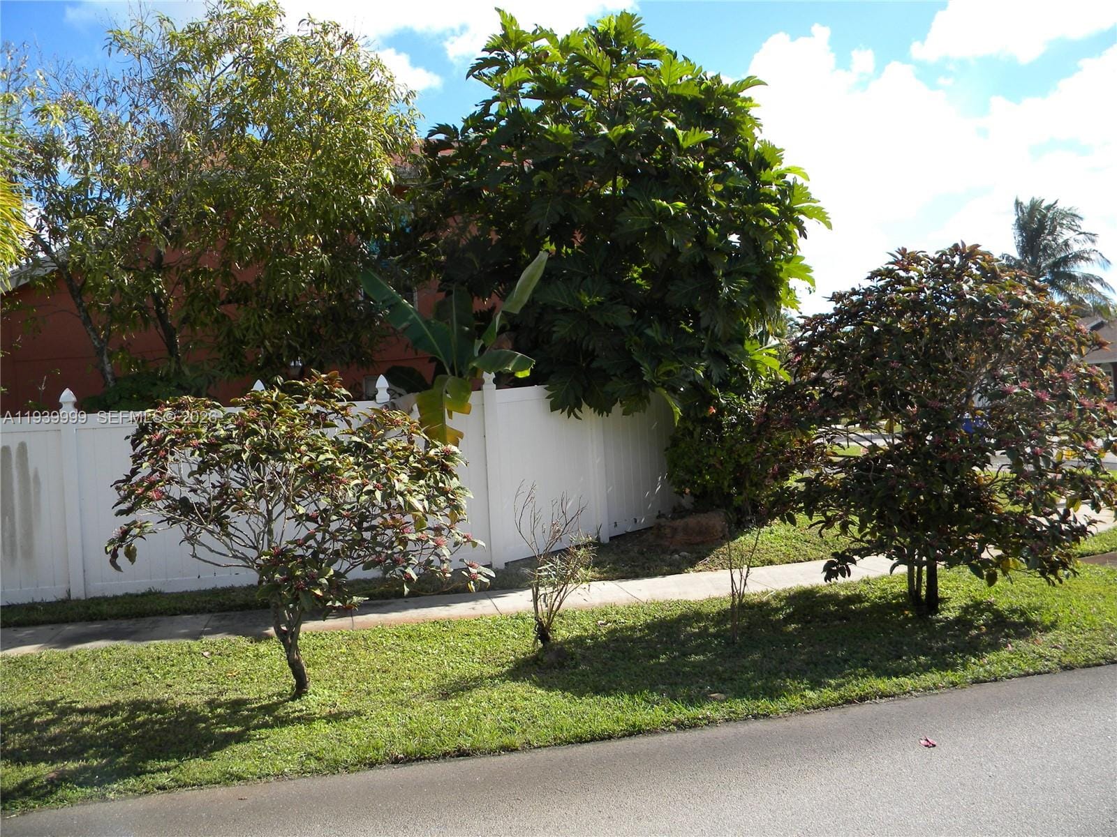 7527 SW 7th Court, North Lauderdale, FL 33068 photo 9