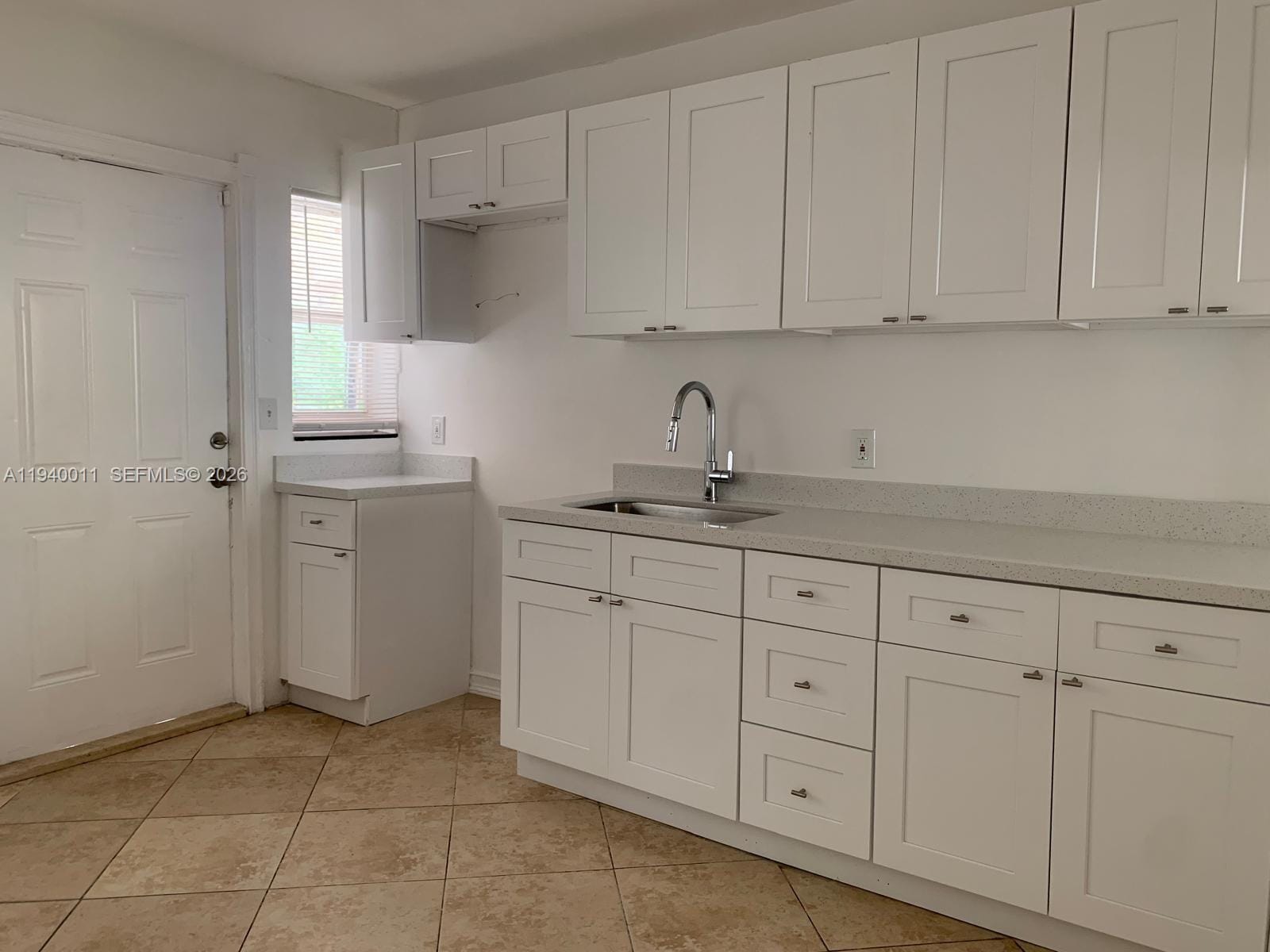17 Edmund Road, West Park, FL 33023 photo 3
