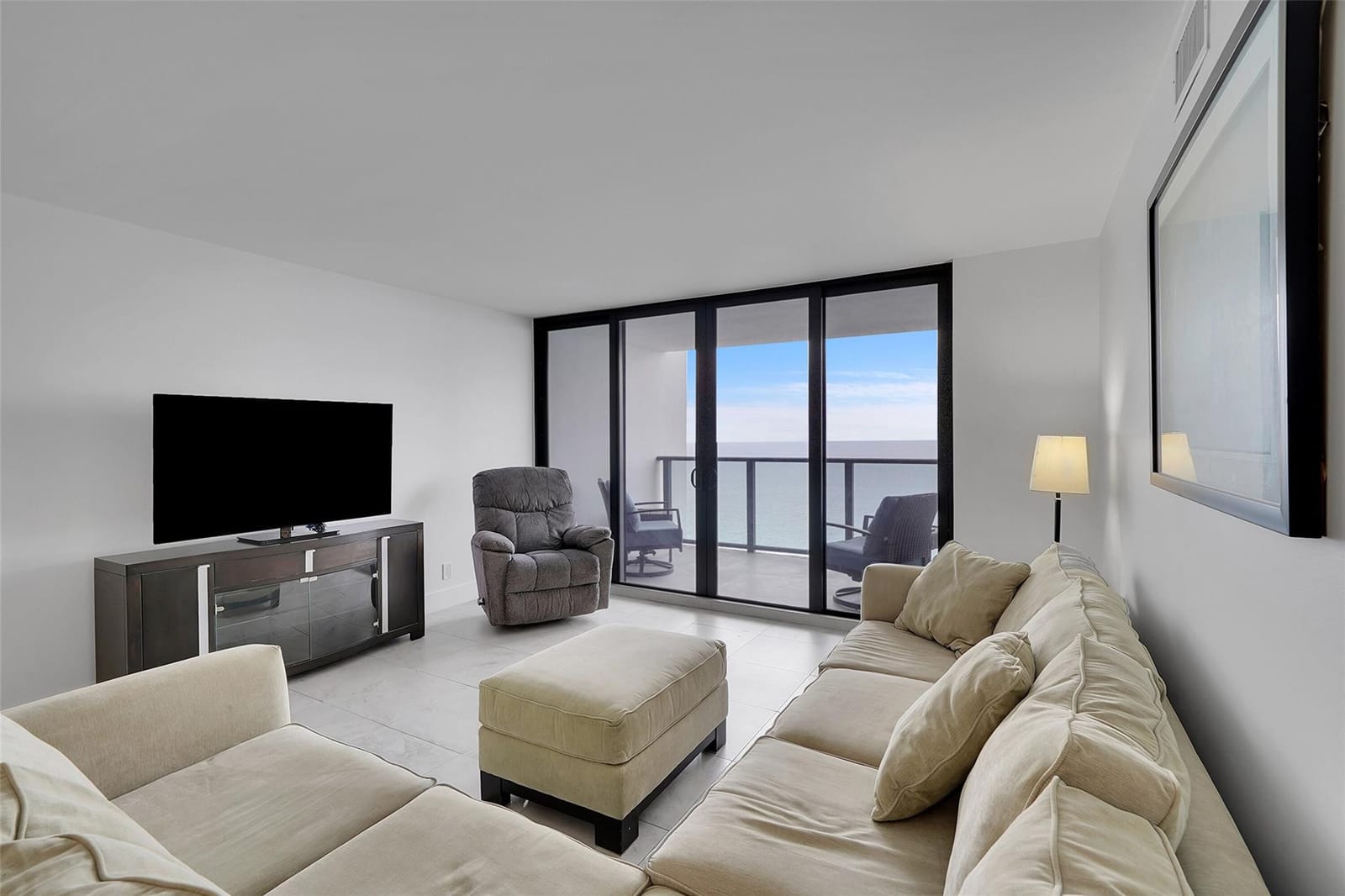 2301 S Ocean Drive 1701, Hollywood, FL 33019 photo 16