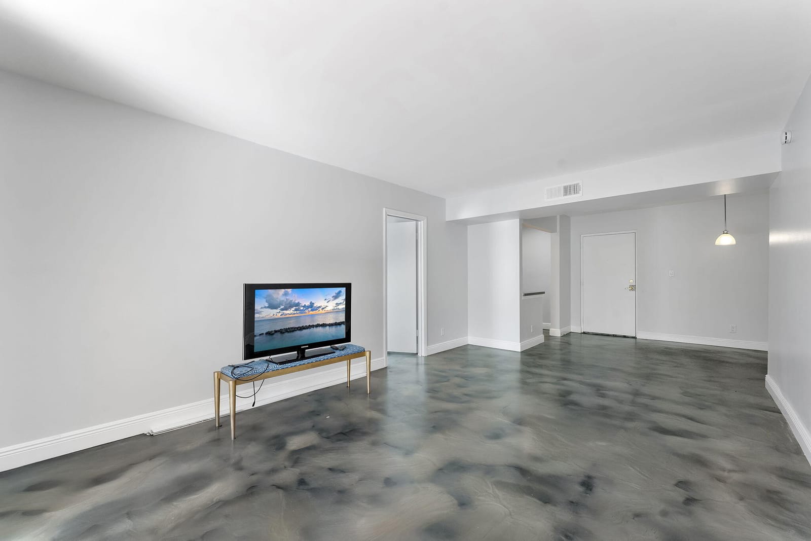 470 NW 20th Street 3070 — photo 5