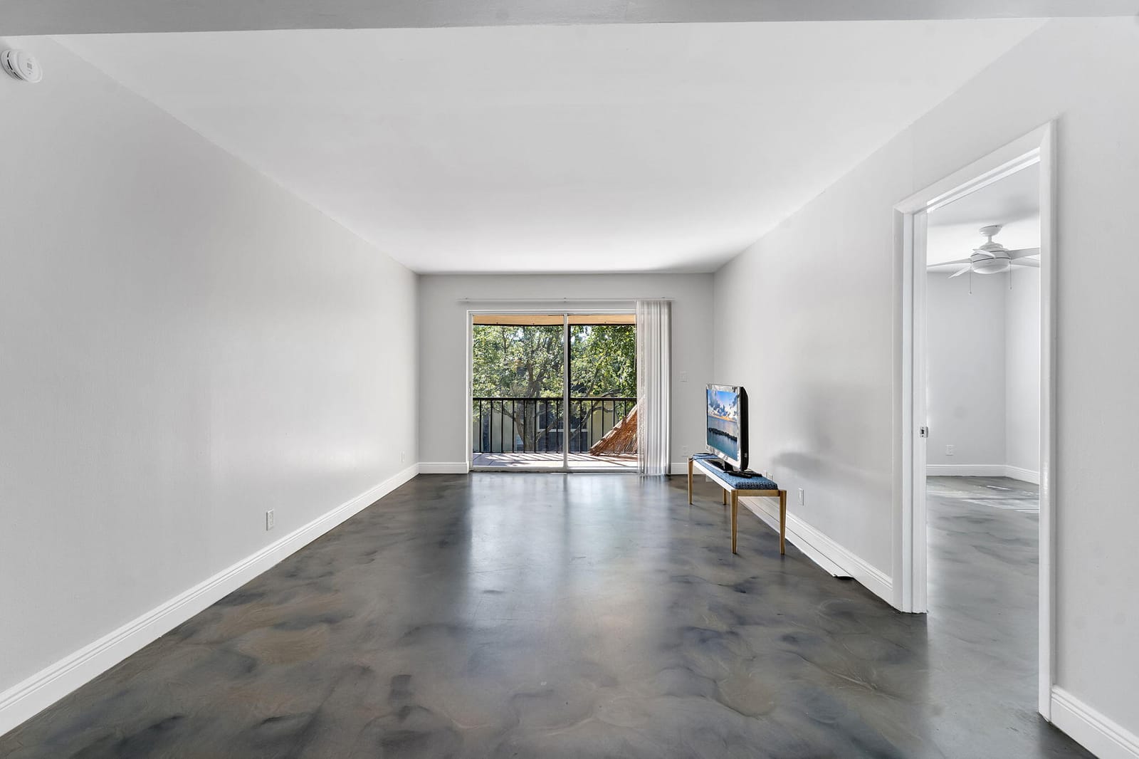 470 NW 20th Street 3070 — photo 10