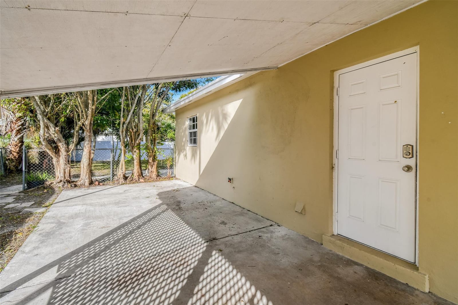 1227 Cherokee Street — photo 4