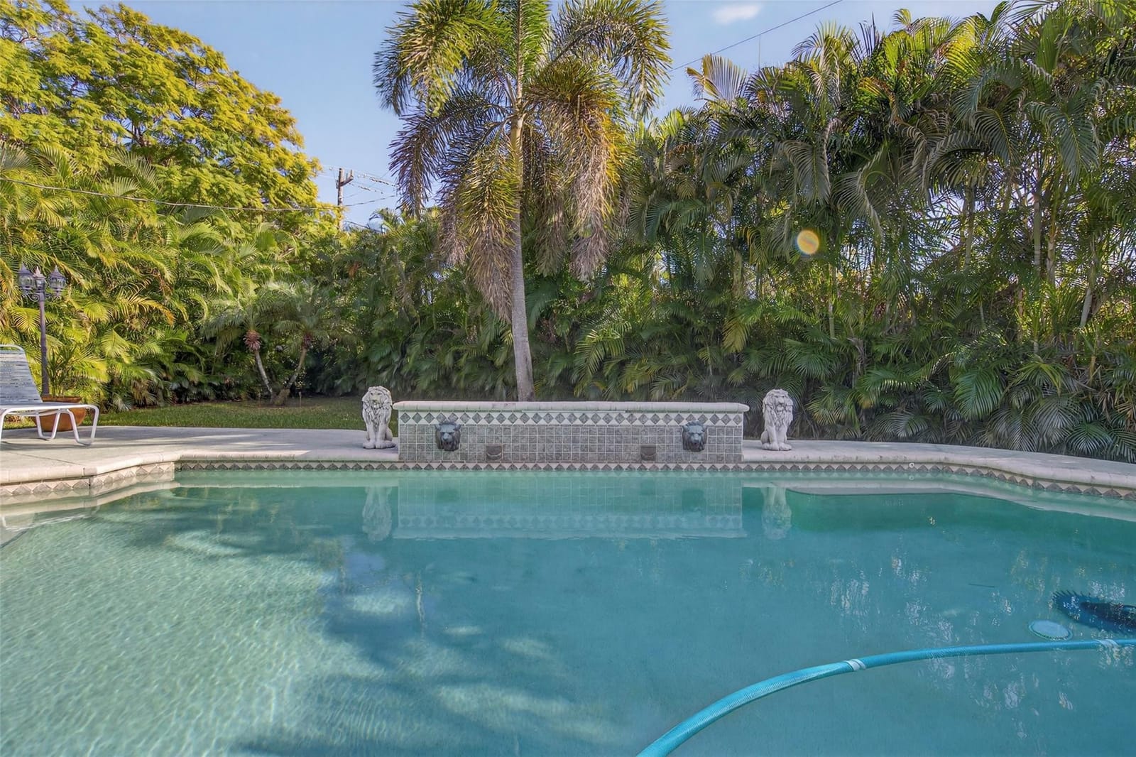 712 NW 29th Court — photo 2