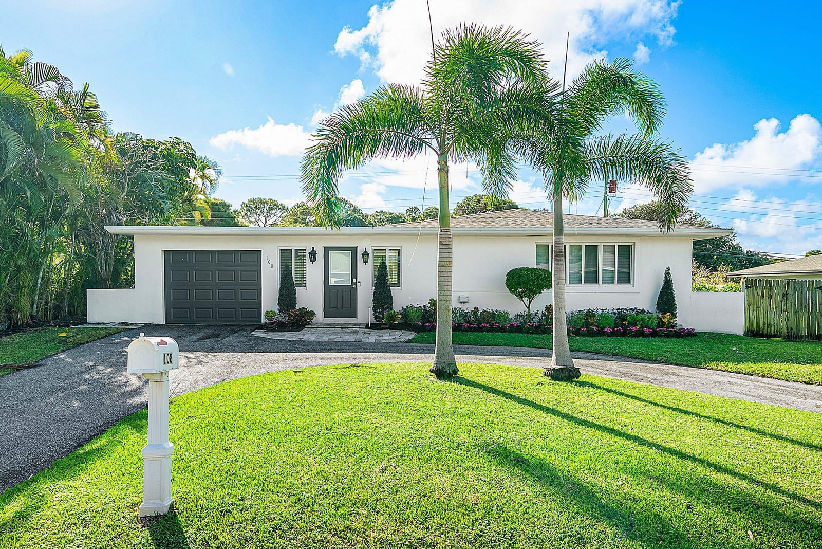 108 SE 31st Avenue, Boynton Beach, FL 33435 photo 2