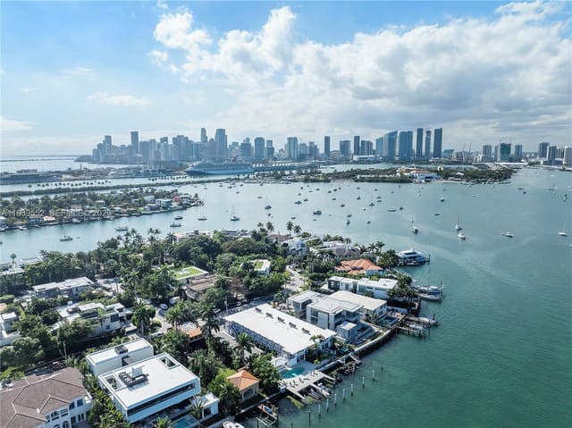 405 N Hibiscus Drive 202, Miami Beach, FL 33139