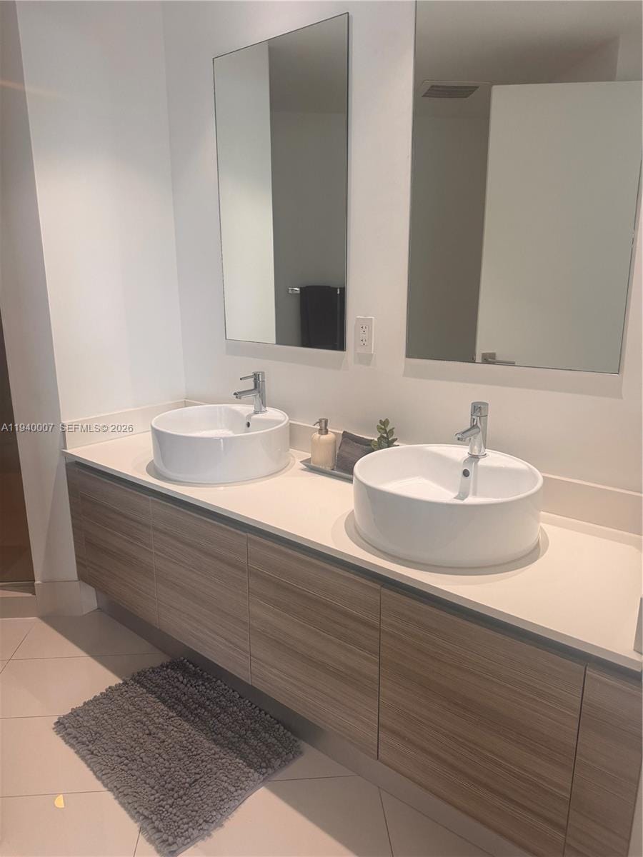 121 NE 34th Street 1904, Miami, FL 33137 photo 14
