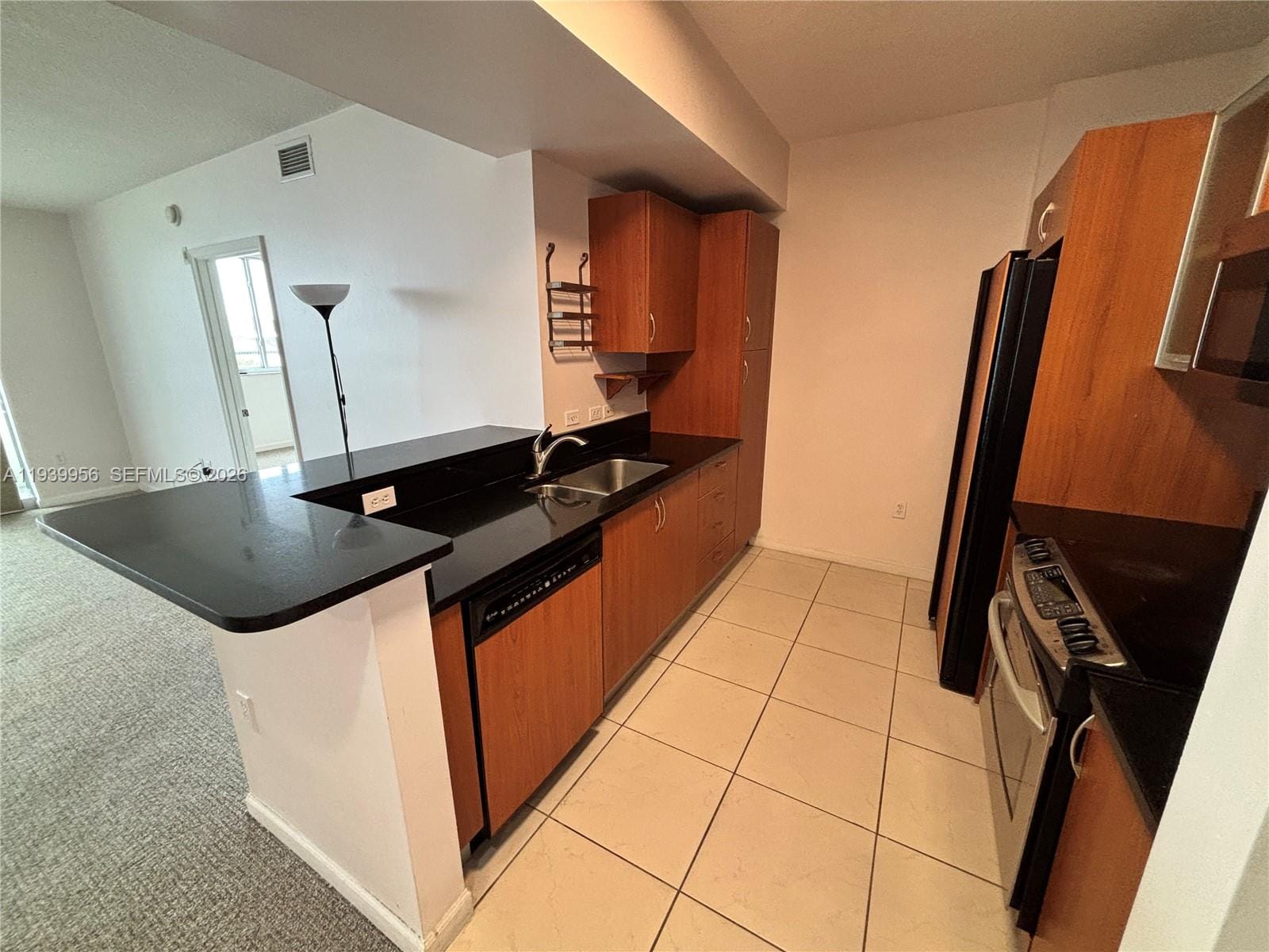 2775 NE 187th Street 403 — photo 8