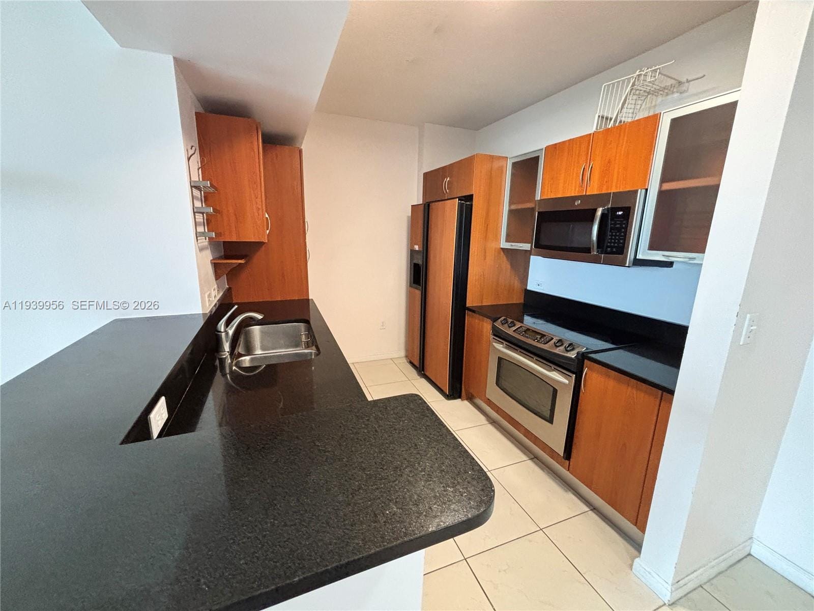 2775 NE 187th Street 403 — photo 9