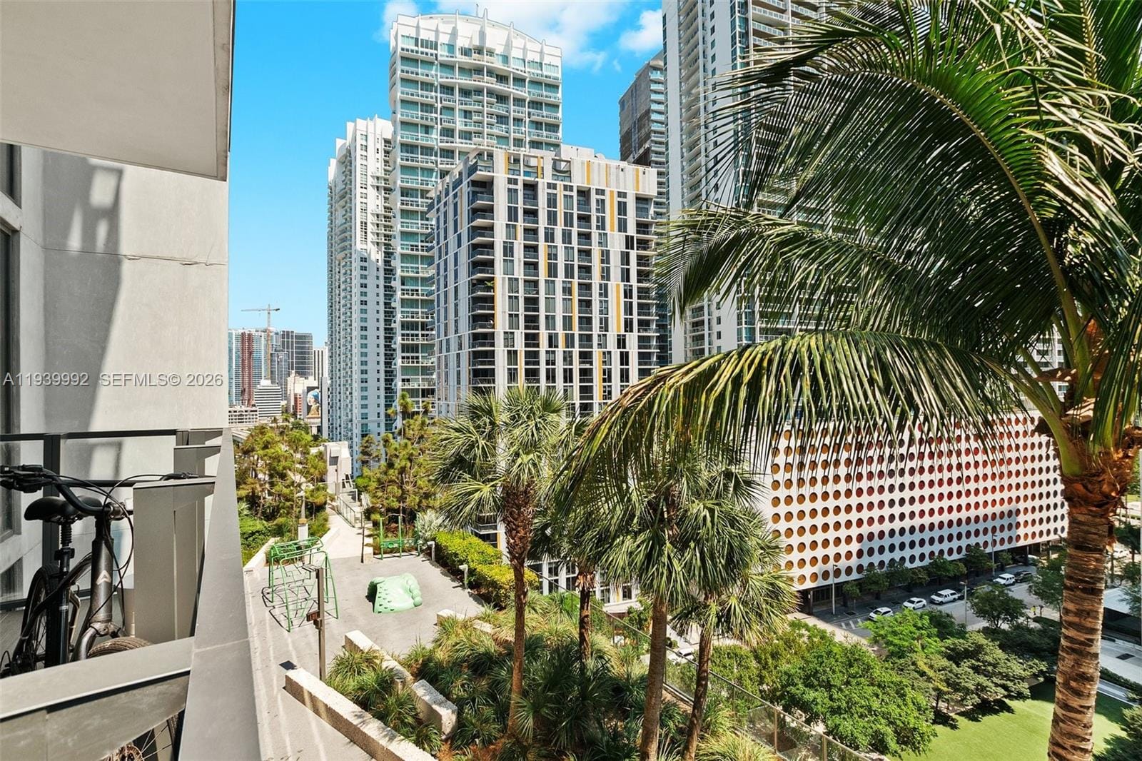 68 SE 6th Street 805, Miami, FL 33131 photo 21