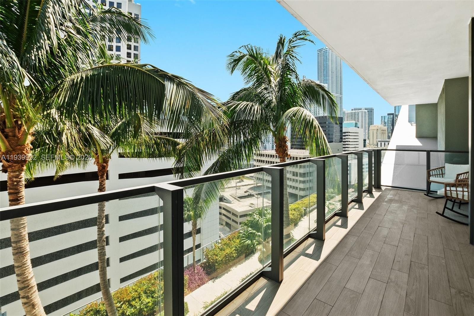 68 SE 6th Street 805, Miami, FL 33131 photo 22