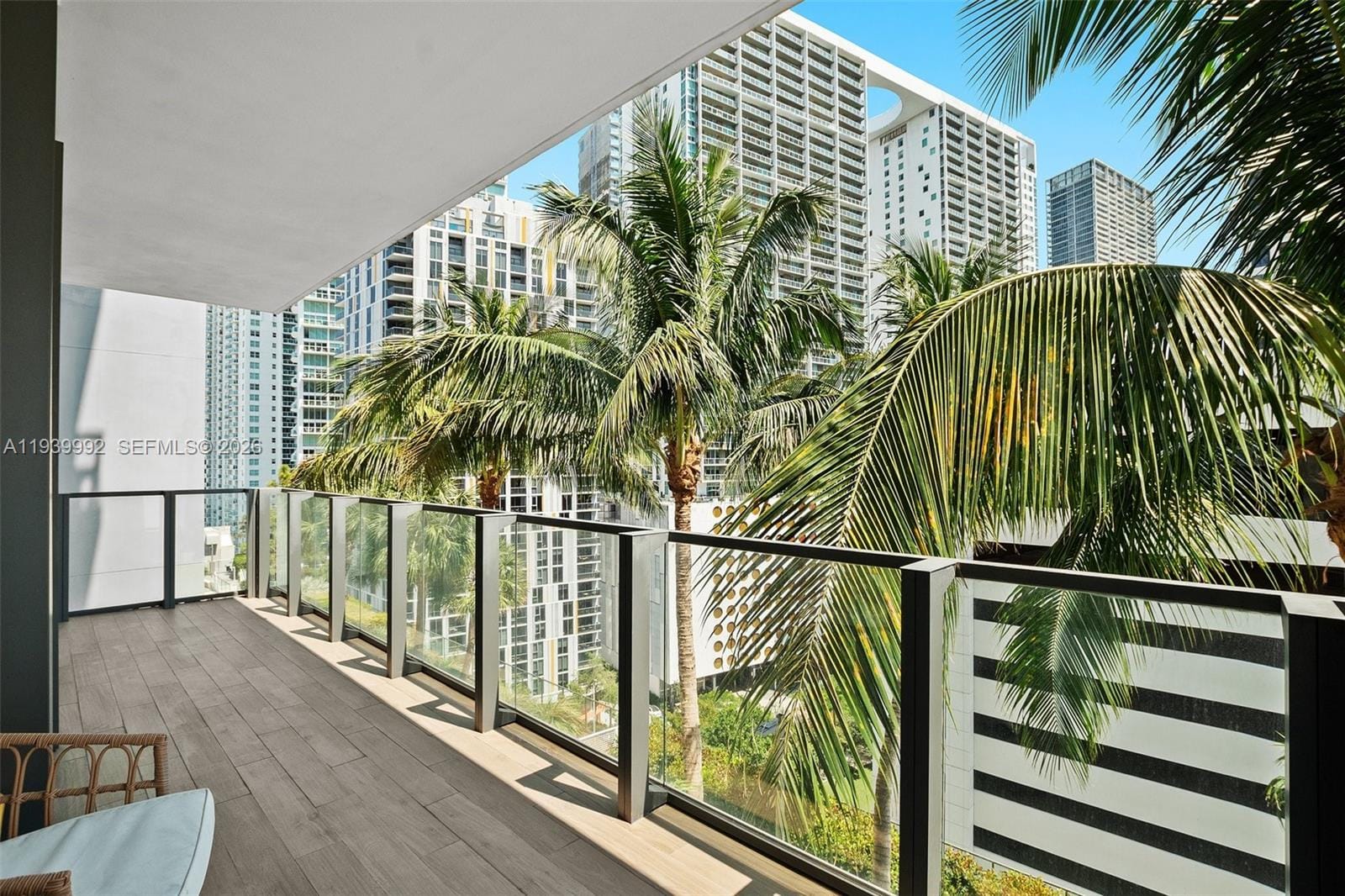 68 SE 6th Street 805, Miami, FL 33131 photo 23