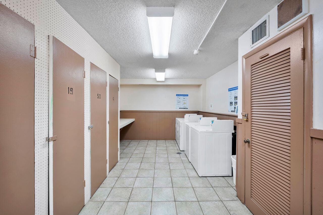 3720 Inverrary Drive 3-D, Lauderhill, FL 33319 photo 18