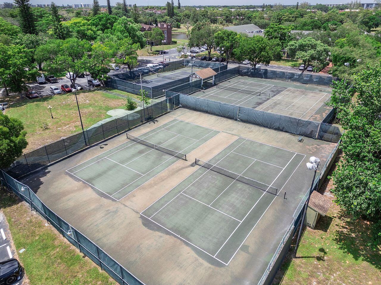 3720 Inverrary Drive 3-D, Lauderhill, FL 33319 photo 22