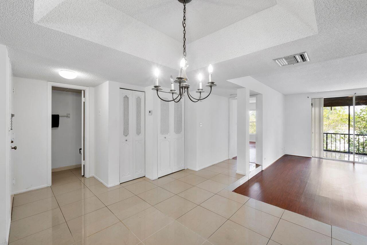3720 Inverrary Drive 3-D — photo 5