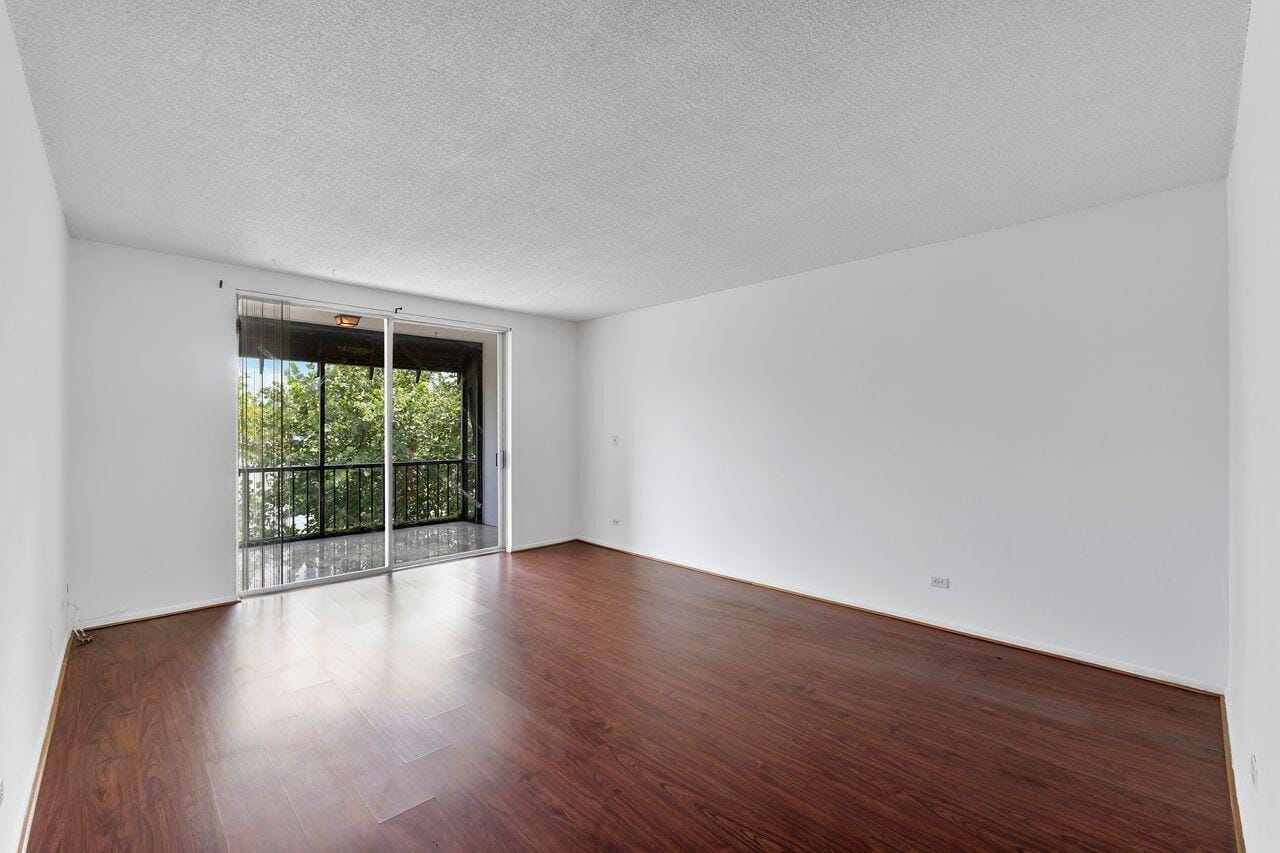 3720 Inverrary Drive 3-D — photo 8